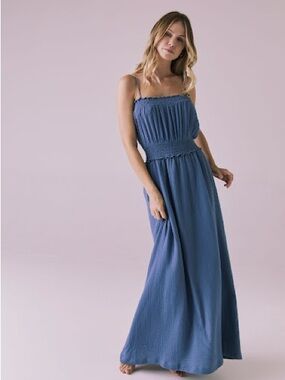 Chaser getaway Blue Smocked Waist Maxi Dress size medium